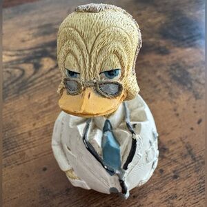 Vintage Eggbert and Friends “Ducktor” Malcolm Bowmer 1989 Figurine